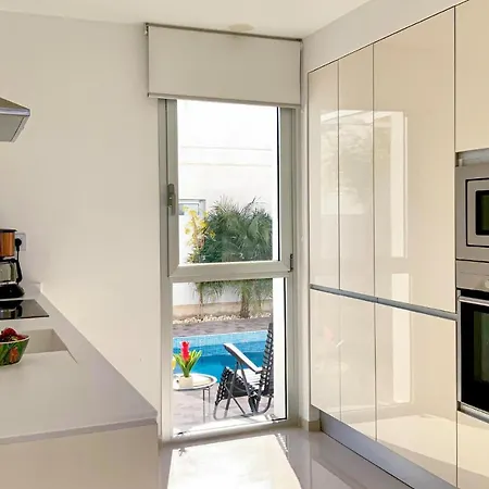 Lovely In Alicante With Wifi Holiday home